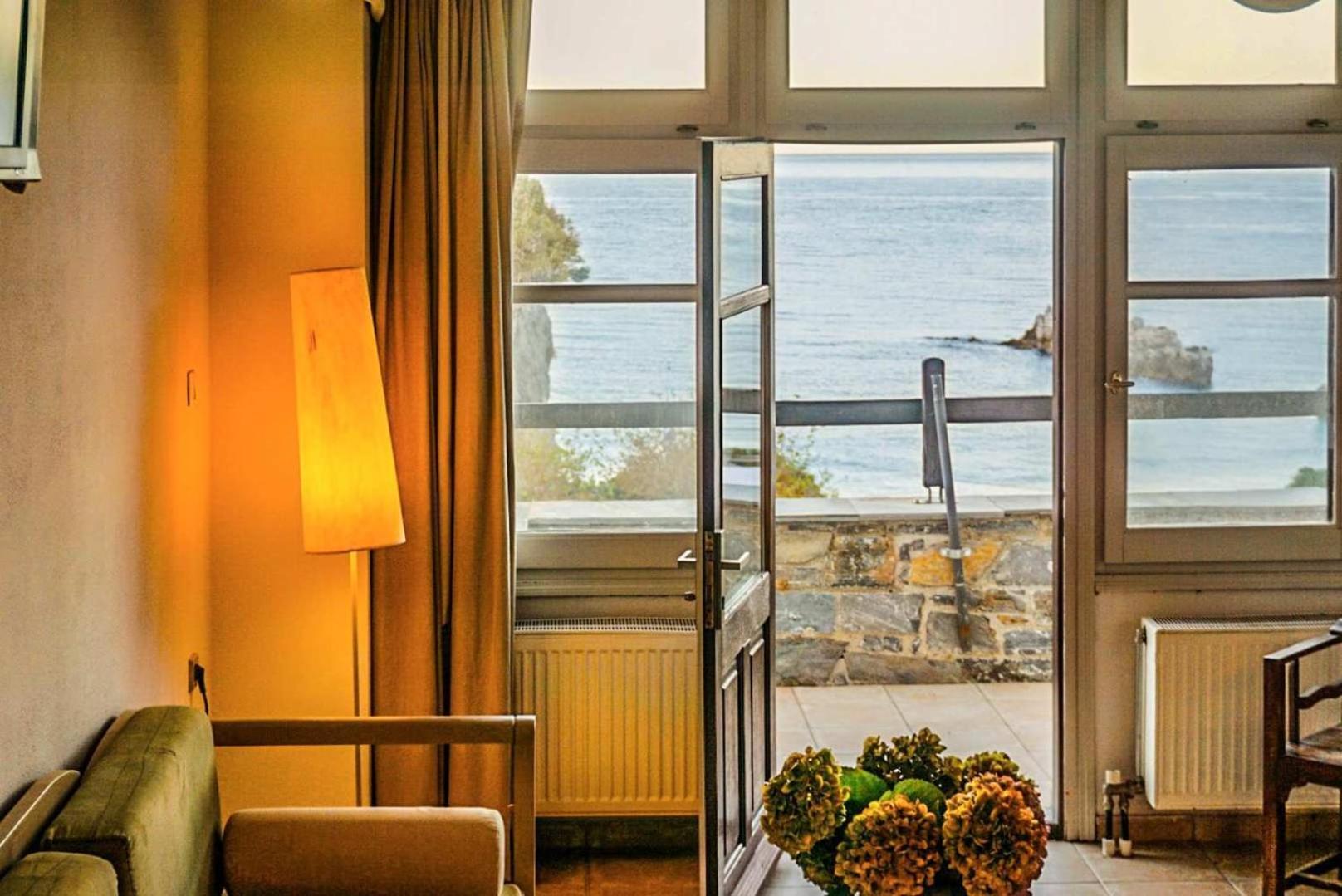 Beachfront Pelion Getaways - Palia Damouchari Suites Exterior foto